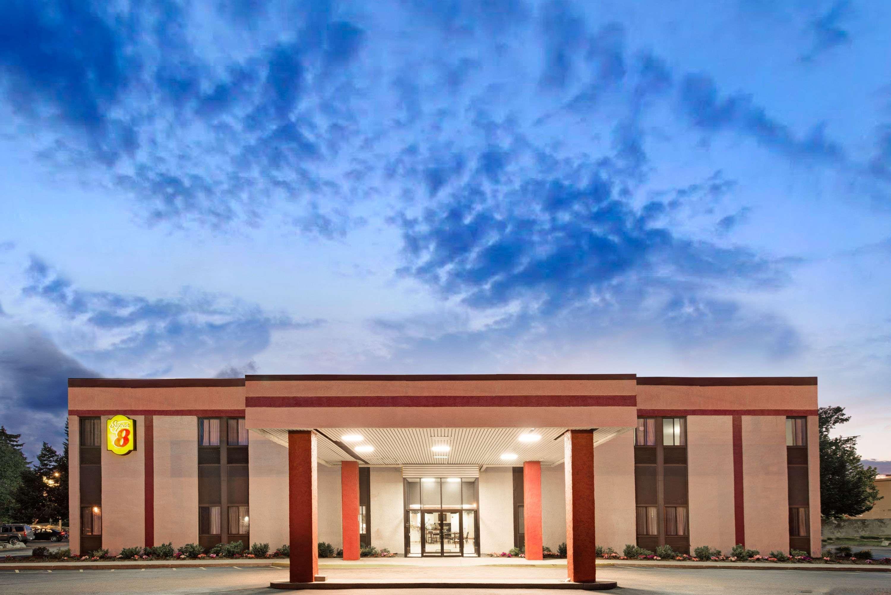 Super 8 By Wyndham Brockton Ξενοδοχείο Εξωτερικό φωτογραφία